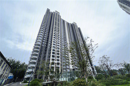 城东御龙湾西班牙庄园6室4厅4卫472万351.04m2出售